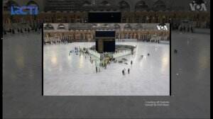 Pasca Merabahnya Corona, Ka'bah Disterilisasi Hingga Terlihat Sepi