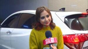 Prilly Latuconsina Meriahkan Panggung Spektakuler Indonesian Idol 2020