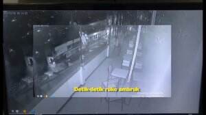 Detik-Detik Amblasnya Pertokoan di Jember Terekam CCTV