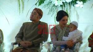 Tedak Sinten dan Aqiqah Putra Pertama Fitri Ayu dan Kenji Hamada