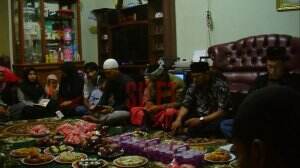 Keluarga Adakan Tahlilan Peringati 40 Kepergian Almh. Lina