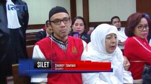 Kisah Pilu Sandy Tumiwa Hadiri Pemakaman Ibunya Lewat Videocall