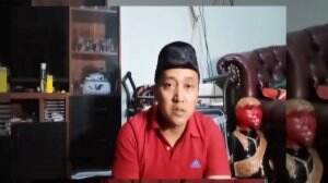 Teddy Rayakan Ulang Tahun Pernikahan Dengan Cemas