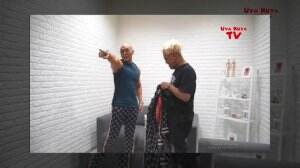 Reaksi Deddy Corbuzier Saat Pakai Seluruh Barang Branded Uya Kuya