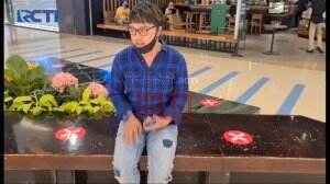 Pedangdut Danang Dateng ke Mal Pertama Kalinya