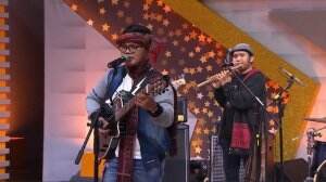 D'Bamboo Band Asli Batak Membawakan Lagu Pesawat Tempur Dari Iwan Fals