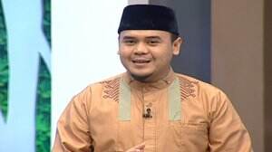 Sibuk Mengejar Dipandang Orang, Lupa Jika Diperhatikan Allah