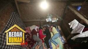 Hanya Ada Satu Kamar Keluarga Pak Roni Bisa Beristirahat