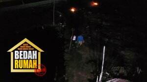 Di Malam Haripun Pak Awi Masih Mencari Nafkah