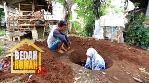 Pak Kardi Bekerja Gali Sumur Juga Mencari Ulat Sagu