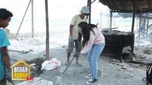 Mengikuti Keseharian Pak Aji Sebagai Pelebur Timah