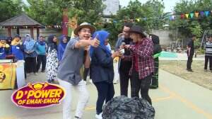 Gerry, Irfan dan Oghel Kalah Kuat Nih Sama Emak-Emak