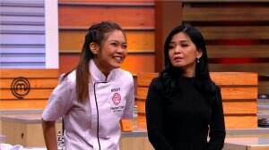 Senang Sekaligus Bangga Moment Para Kontestan Memakai Chef Jacket - MasterChef Season 7