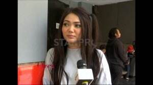Rina Nervous Bakal Menikah Dengan Bule Diluar Negeri