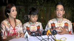 Tradisi Leluhur, Ruben dan Sarwendah Ikut Merayakan Imlek