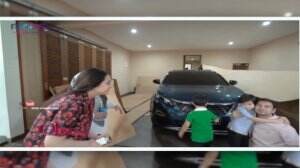 Rafathar Terima Kado Mewah