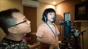 Arsya Dan Arsy Take Vocal Bersama Sang Ayah