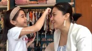 Marshanda Dan Siena Asik Main Make Up
