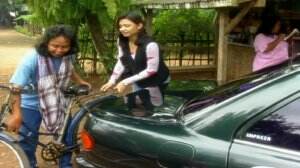 Mandra Jadi Baik Kalau Ama Sarah - Si Doel Anak Sekolahan