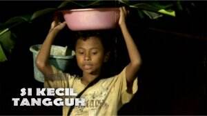 Rendi Berjualan Cilung Agar Dapat Membeli Sepedah Untuk Mencari Rumah Bapak-nya