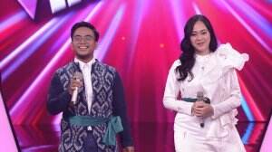 Lagu Aku Dan Dirimu Yang Fenomenal Dibawakan Oleh Duet Glorivay Dan Genya Di Tim Titi Dj