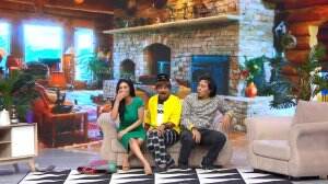 Gawat! Kumisnya Opie Lengket