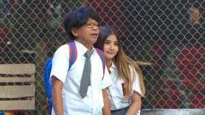 Jarwo Kesel Komeng Gangguin Mulu