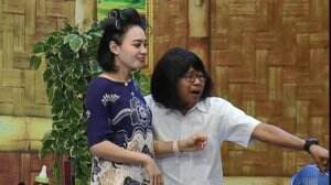 Bisaan Aja Jarwo Peluk Wika Salim - Dagelan Oke
