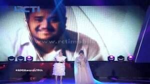 Kolaborasi Spektakuler Bunga Citra Lestari Dan Raisa - AMI AWARD 2016