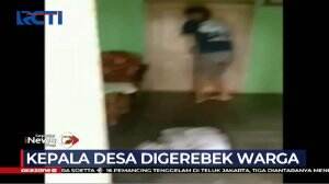 Kepala Desa Digerebek Warga