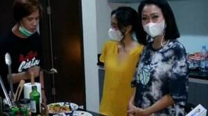 Dini "Mayang" Savitri Ternyata Jago Masak