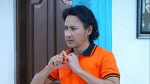 Cieee... Begini Nih Cara Unik Akum Bilang Cinta - Dunia Terbalik Eps 1907
