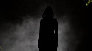 Siapakah Wanita Misterius Ini?