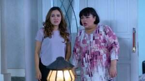 Kampung Jawara Diserang Kupu-Kupu, Ani & Rika Panik