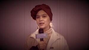 Age Melihat Nenek Berambut Putih Berhidung Mancung