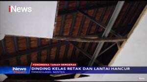 Tanah Bergerak Nyaris Buat Bangunan Sekolah Ambruk