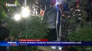 Minibus Masuk Parit, Supir Langsung Dievakuasi