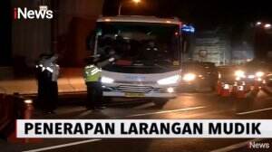 139 Kendaraan Masih Langgar Aturan Mudik di Tol Cikarang Barat