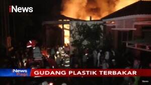 Korsleting Mesin Pengering, Gudang Limbah Plastik dan Kain di Cikupa Tangerang Ludes Terbakar