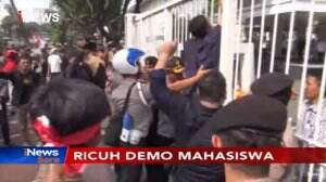 Desak Berantas Mafia SDA Indonesia, Ratusan Mahasiswa Unjuk Rasa di Kementerian ESDM
