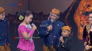 Gemes Banget Alwi Belajar Nyinden Bareng Niken Salindri - Kontes KDI 2020