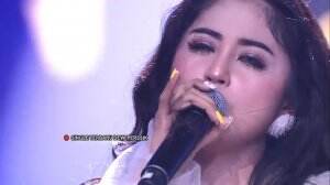 Ini Single Terbaru Dewi Perssik - Kilau DMD Ratu Casting Eps 15