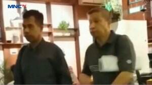 Asyik Makan di Restoran, Buron Bank Century Ditangkap