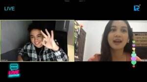Dea Annisa gak suka cowok bau!!