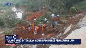 Pemakaman Ambrol Diterjang Banjir