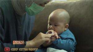 Ciki dan Rezky Undang Terapis Untuk Baby Athar