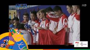 Penyerahan Medali Emas Tim Bulu Tangkis Putra Sea Games 2019