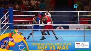 Petinju Singapura Hamid Mohamed Menangi Pertandingan Tinju Dengan Lee Onn Petinju Malaysia