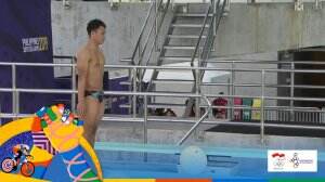 Aksi Adityo Putra Di Final Putra Loncat Indah Kategori 3M Springboard Diving