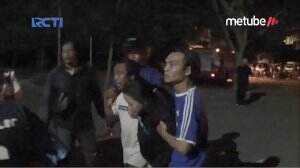 Bentrok Suporter Bola